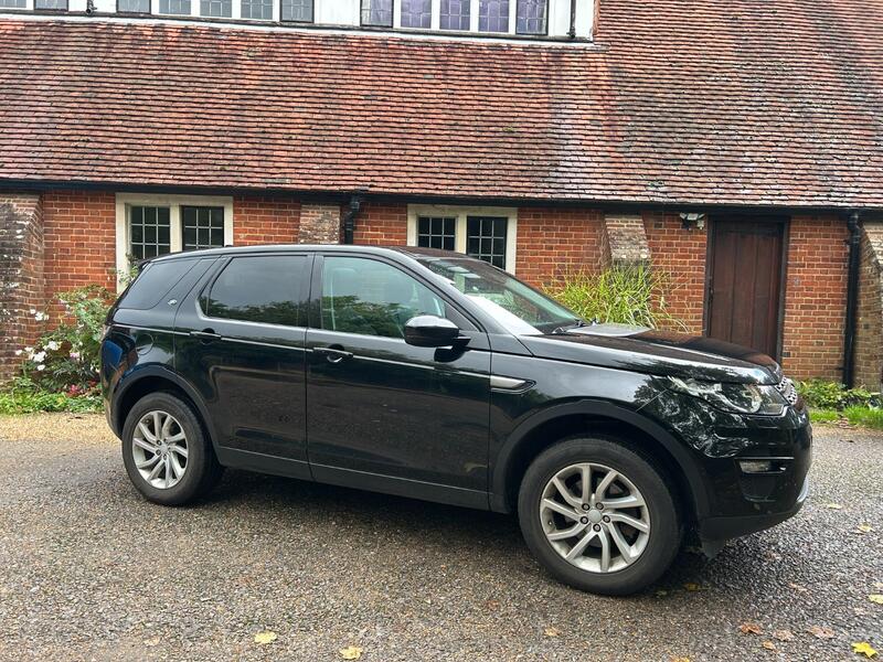 View LAND ROVER DISCOVERY SPORT 2.0 TD4 SE Tech