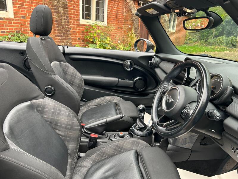 MINI CONVERTIBLE