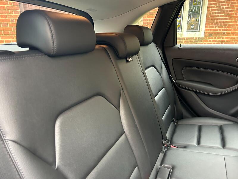 MERCEDES-BENZ B CLASS
