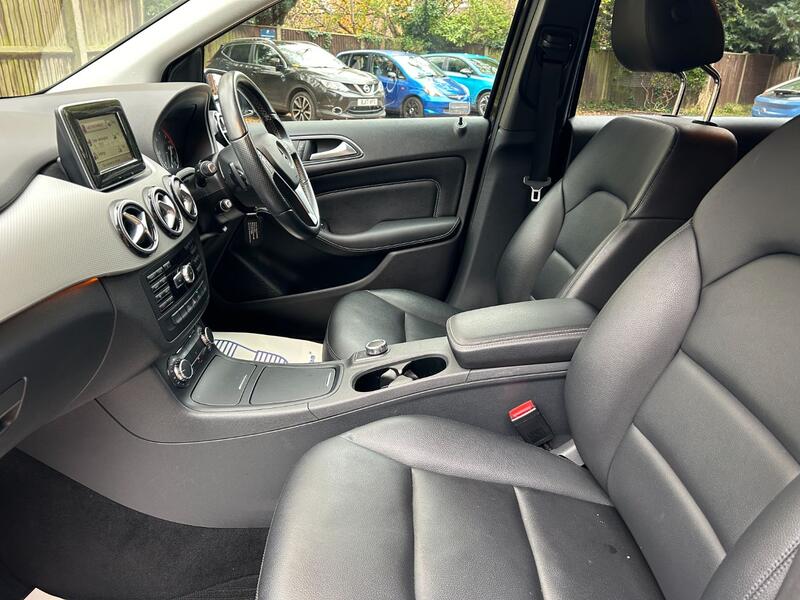 MERCEDES-BENZ B CLASS