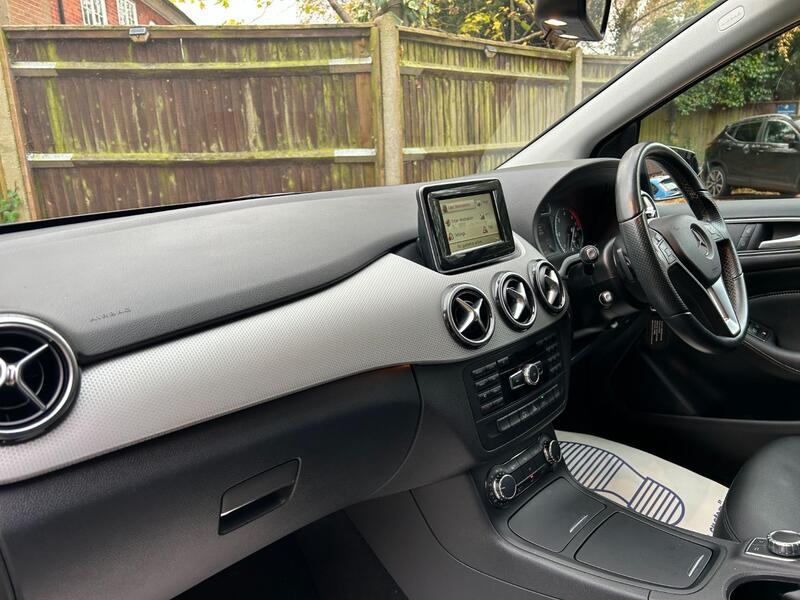 MERCEDES-BENZ B CLASS