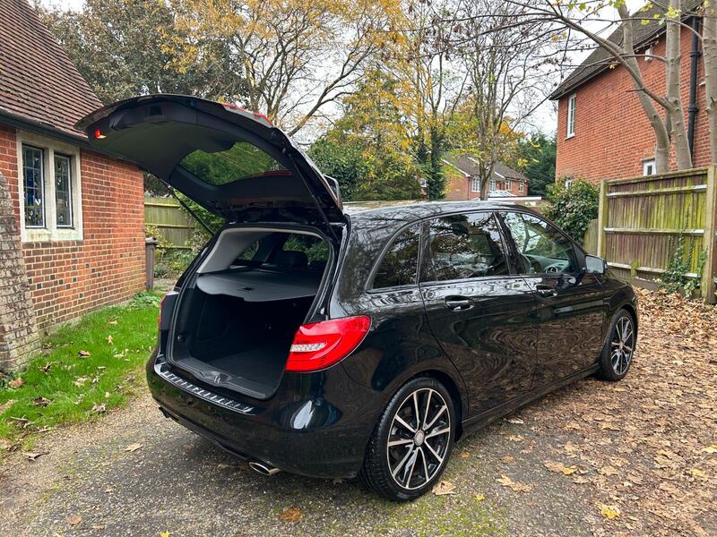 MERCEDES-BENZ B CLASS