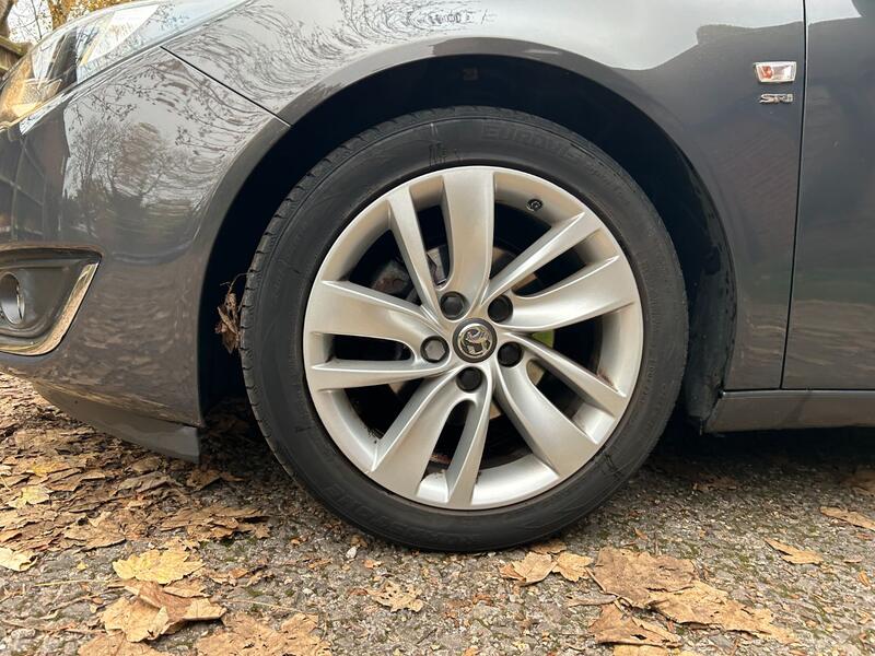 VAUXHALL INSIGNIA