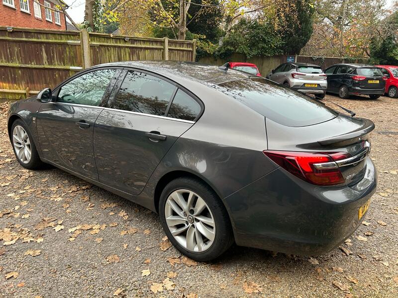 VAUXHALL INSIGNIA