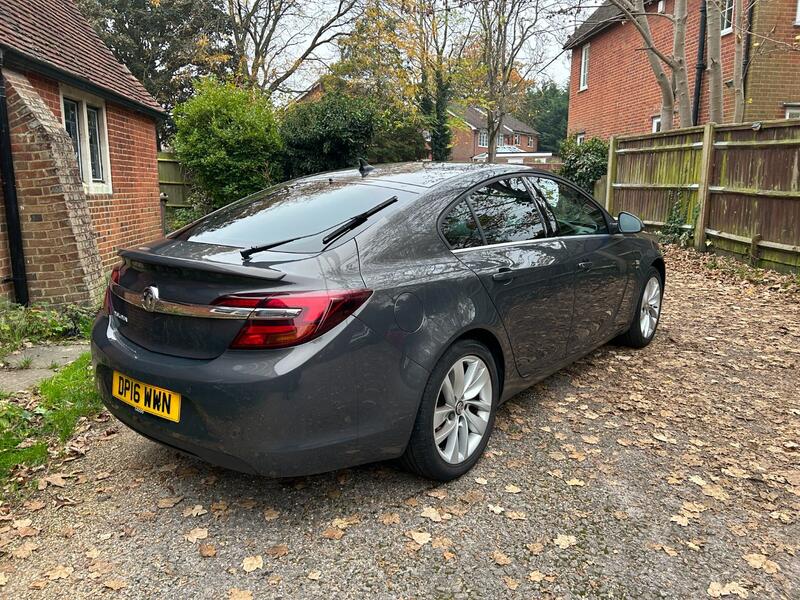 VAUXHALL INSIGNIA