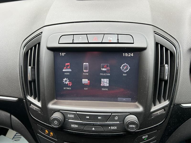 VAUXHALL INSIGNIA