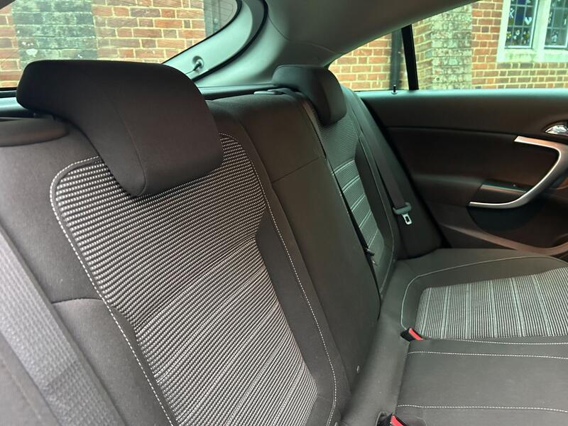 VAUXHALL INSIGNIA