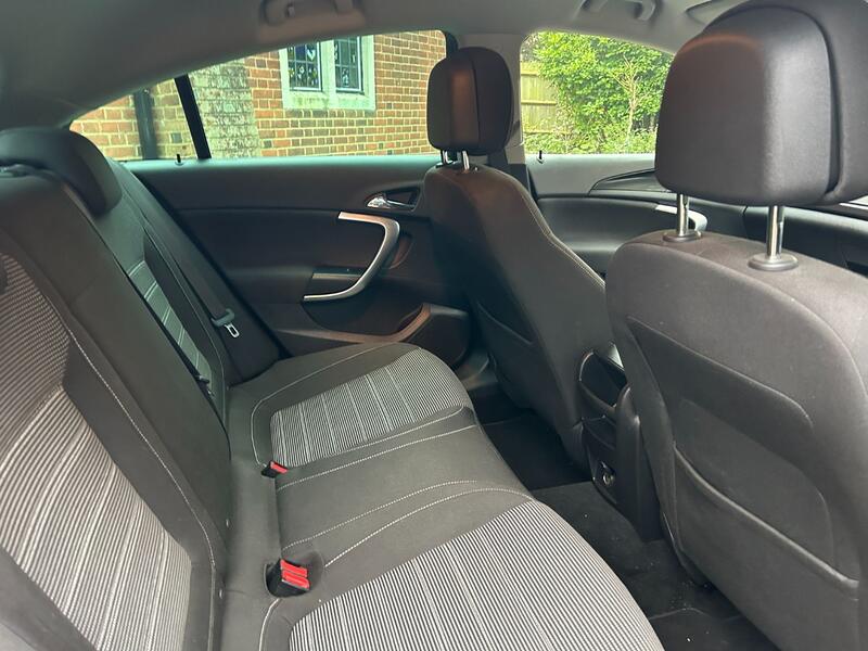 VAUXHALL INSIGNIA
