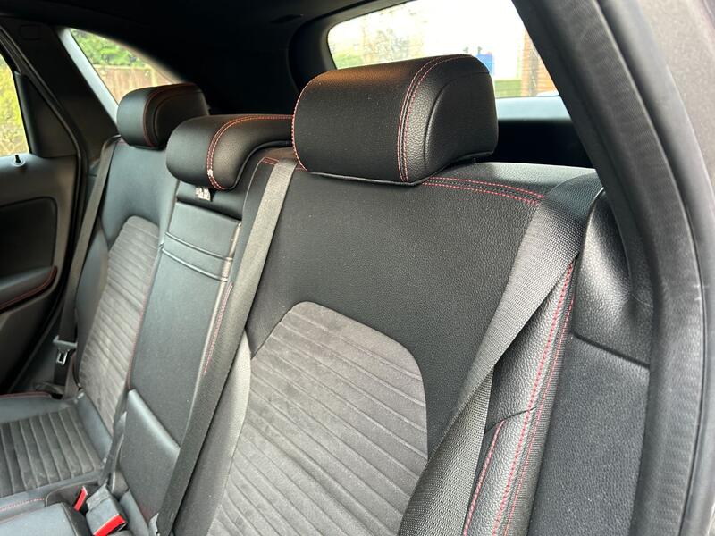 MERCEDES-BENZ B CLASS