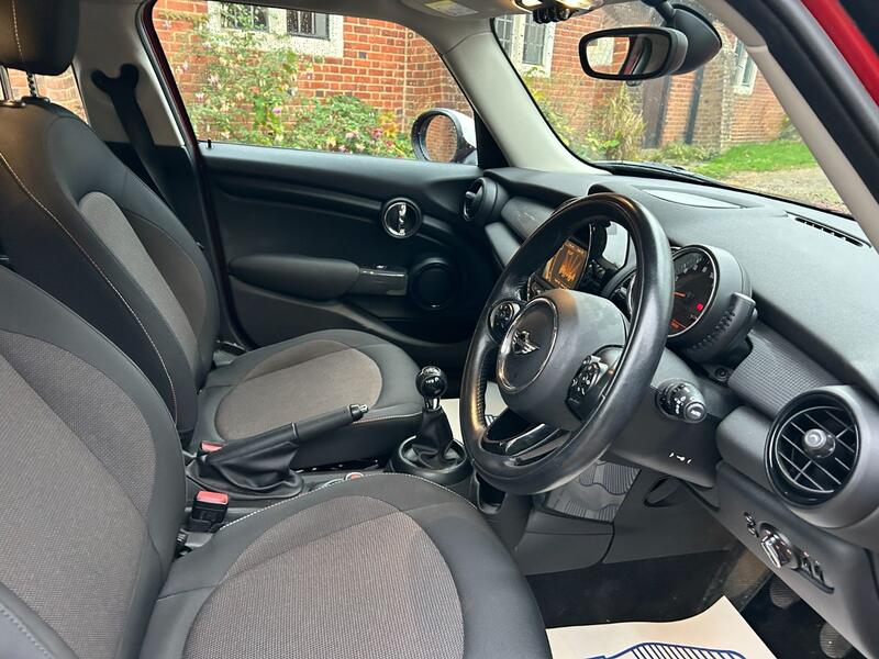 View MINI HATCH 1.5 5-Door Hatch Cooper