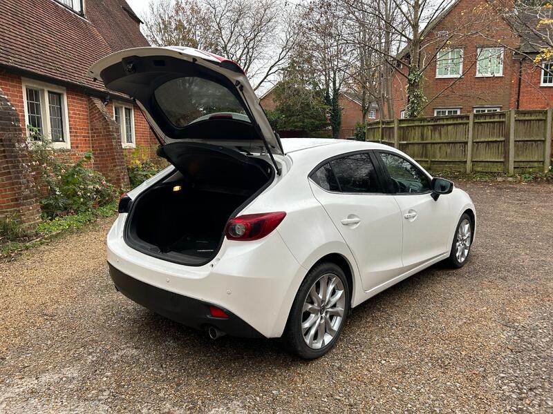 MAZDA MAZDA3