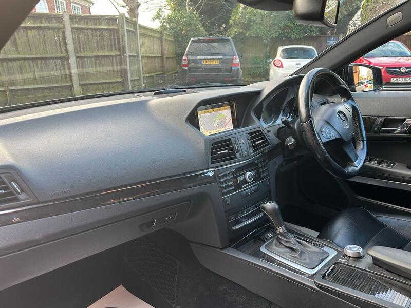 MERCEDES-BENZ E CLASS