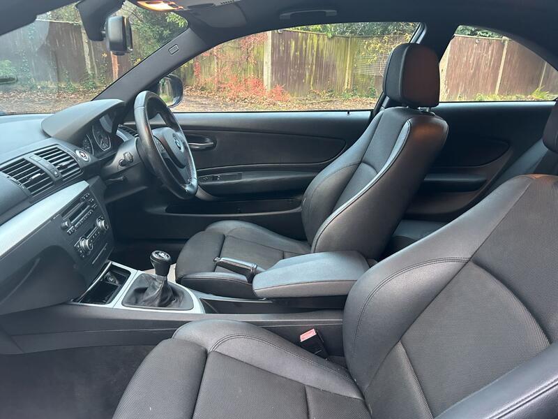 View BMW 1 SERIES 2.0 118d M Sport Coupe