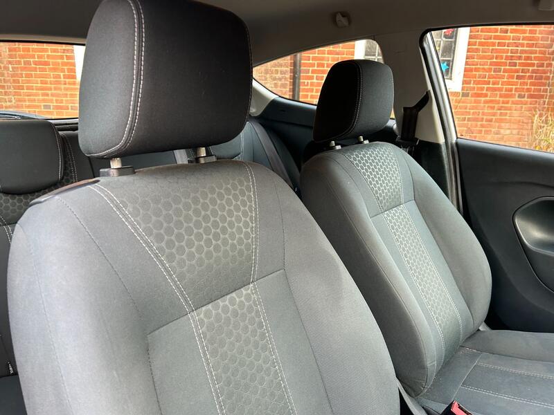 FORD FIESTA