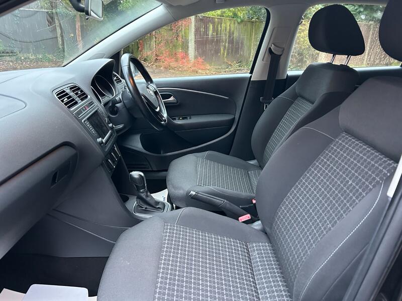 View VOLKSWAGEN POLO 1.2 TSI BlueMotion Tech SE Automatic