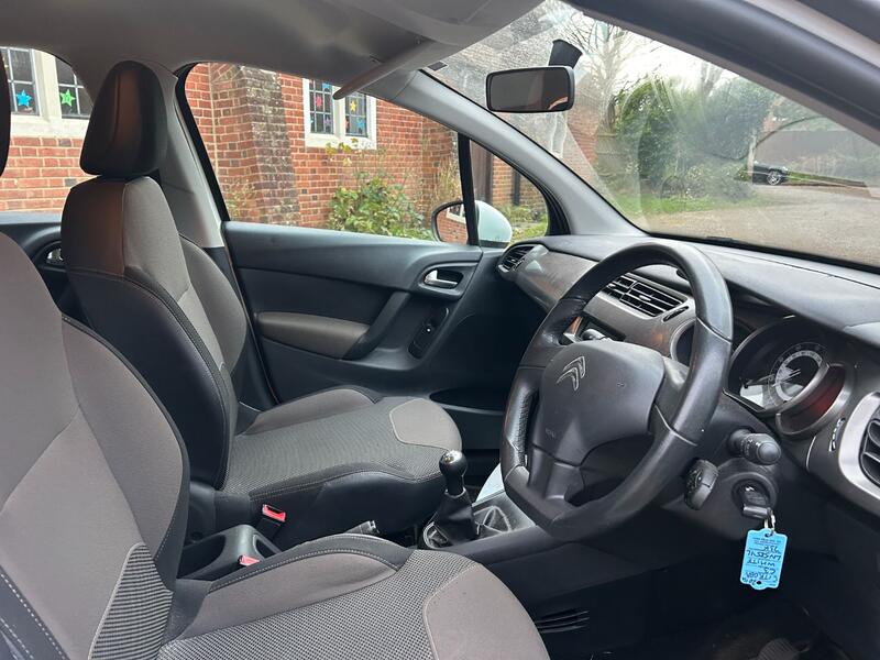 View CITROEN C3 1.0 VTi VTR+