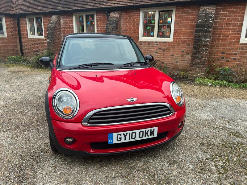 MINI HATCH