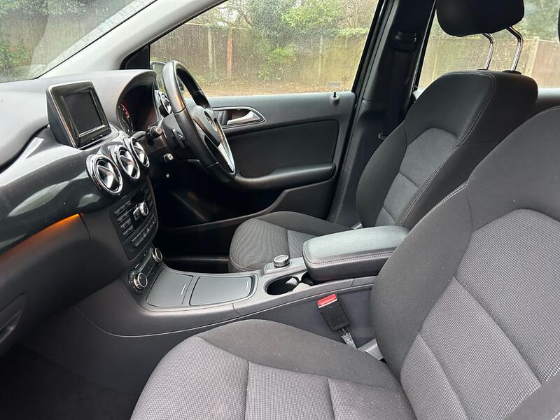 View MERCEDES-BENZ B CLASS 1.5 B180 CDI SE