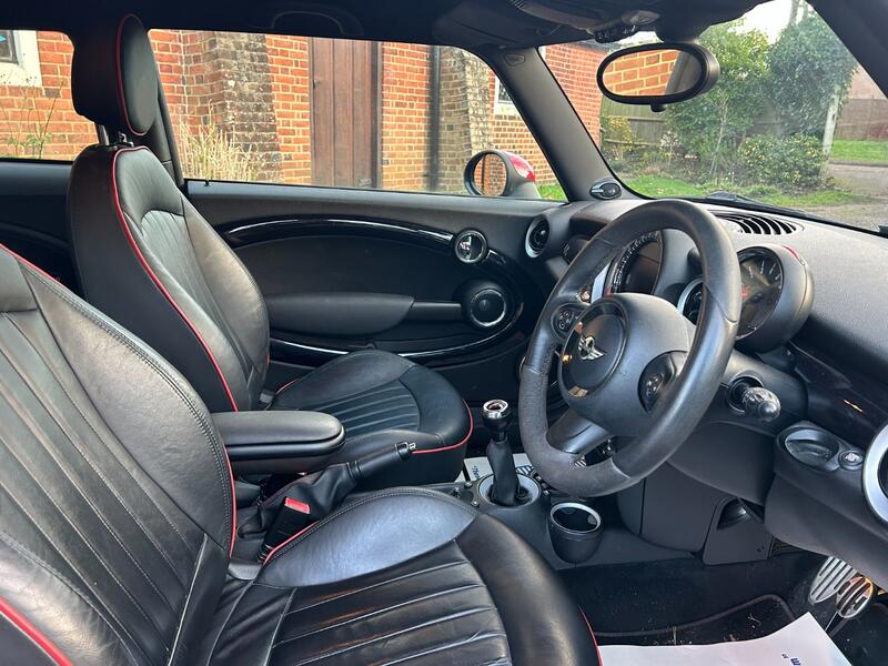 View MINI HATCH 1.6 John Cooper Works Hatch