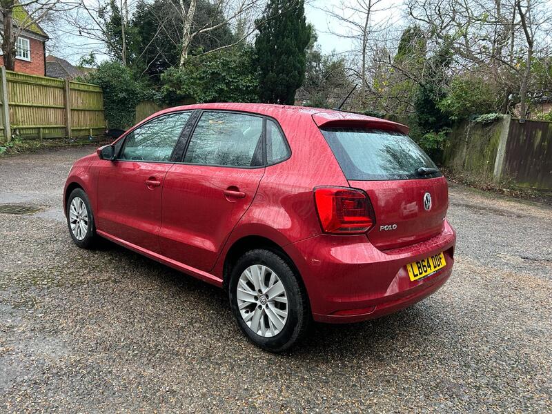 VOLKSWAGEN POLO
