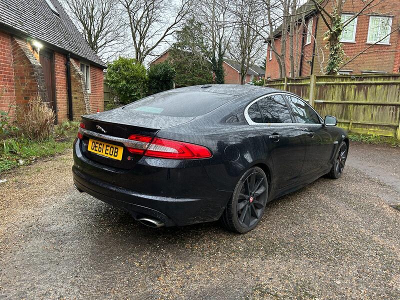 JAGUAR XF