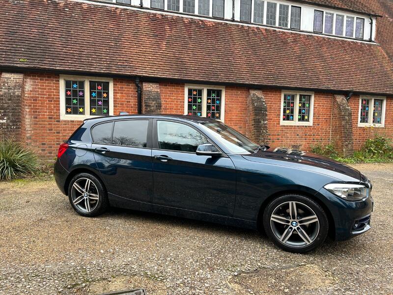 View BMW 1 SERIES 1.5 118i Sport 5-Door