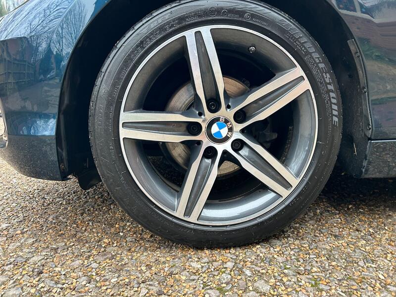 BMW 1 SERIES