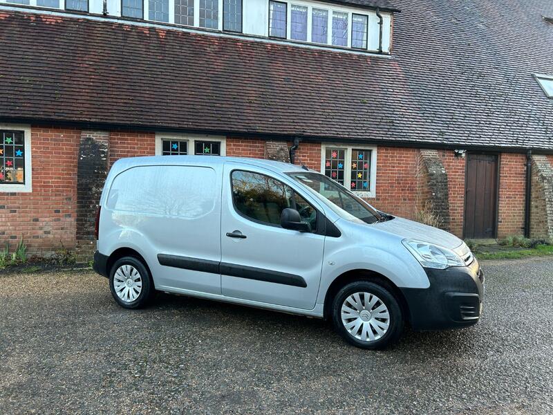 View CITROEN BERLINGO 1.6 BlueHDi 850 Enterprise