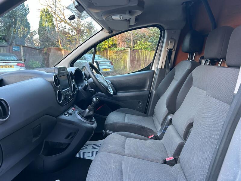 View CITROEN BERLINGO 1.6 BlueHDi 850 Enterprise