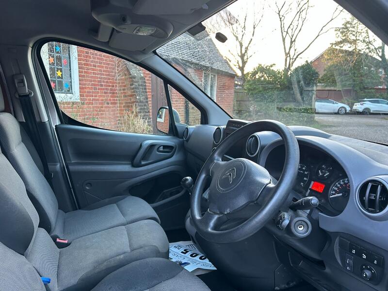 View CITROEN BERLINGO 1.6 BlueHDi 850 Enterprise