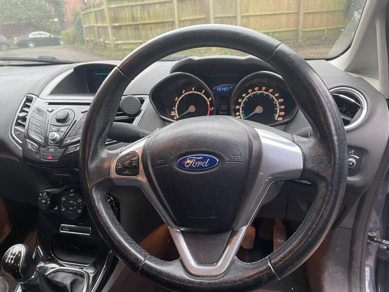 FORD FIESTA