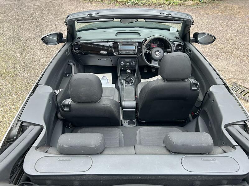 VOLKSWAGEN BEETLE