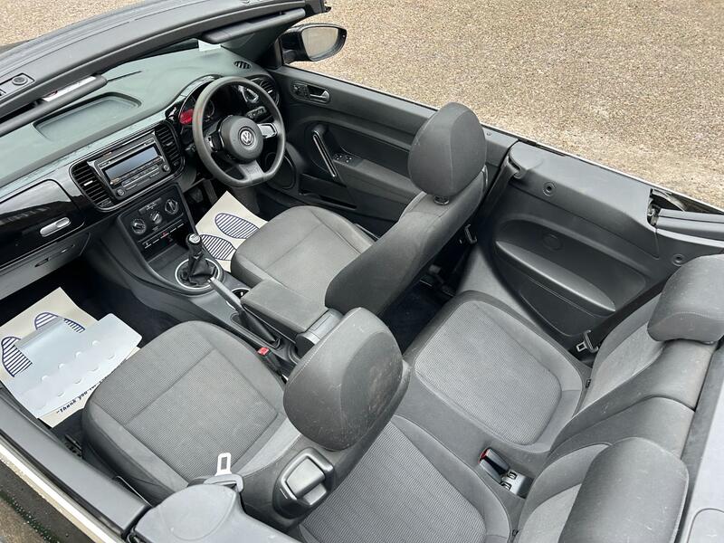 VOLKSWAGEN BEETLE