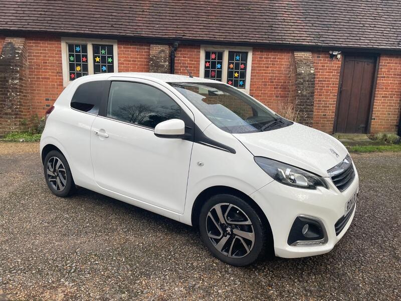 PEUGEOT 108
