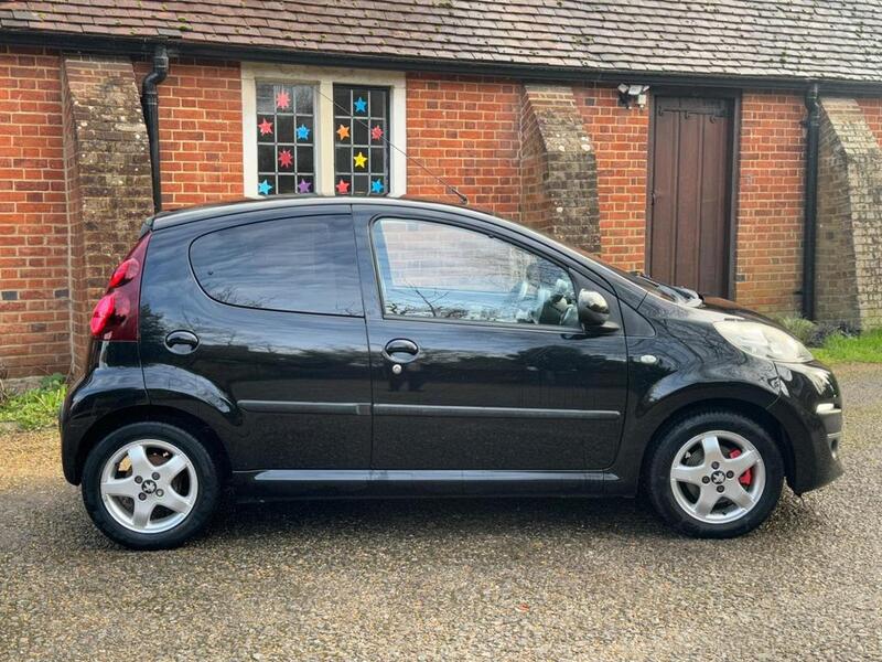 PEUGEOT 107
