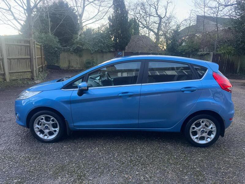 FORD FIESTA