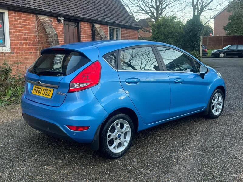 FORD FIESTA