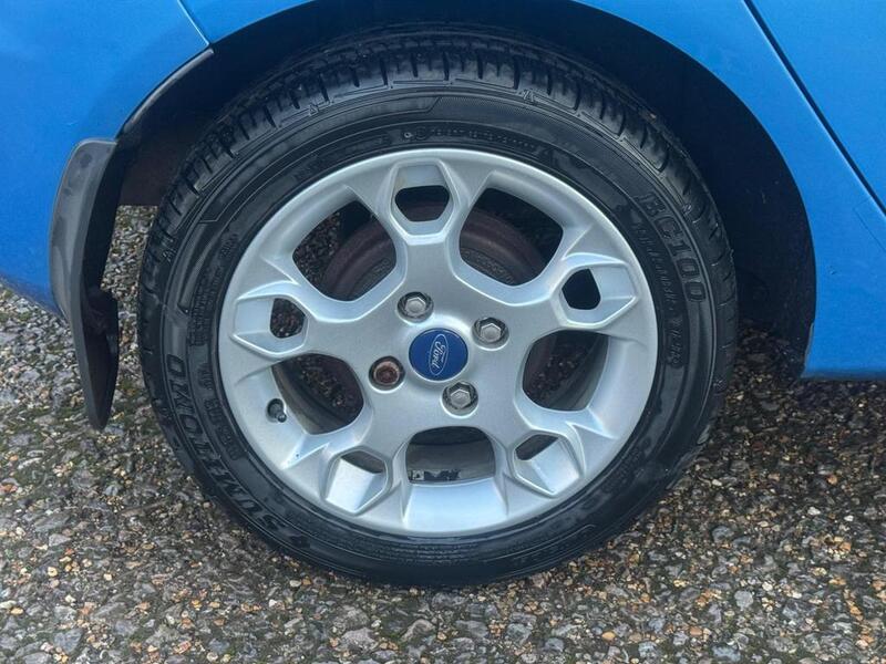 FORD FIESTA