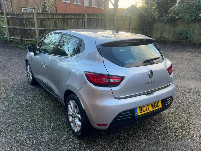 RENAULT CLIO
