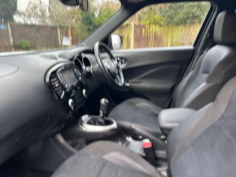 View NISSAN JUKE 1.5 dCi N-Connecta