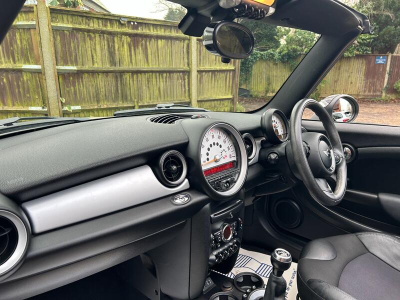 MINI CONVERTIBLE