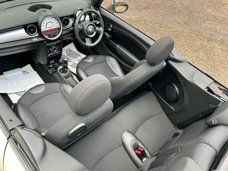 MINI CONVERTIBLE
