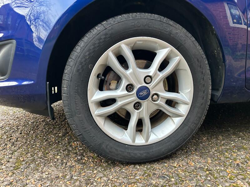 FORD FIESTA