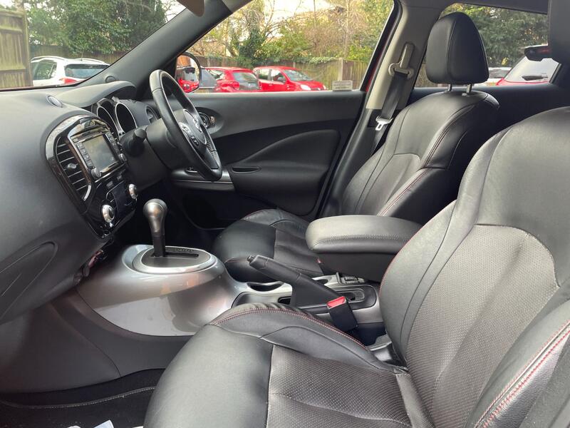 View NISSAN JUKE 1.6 Tekna