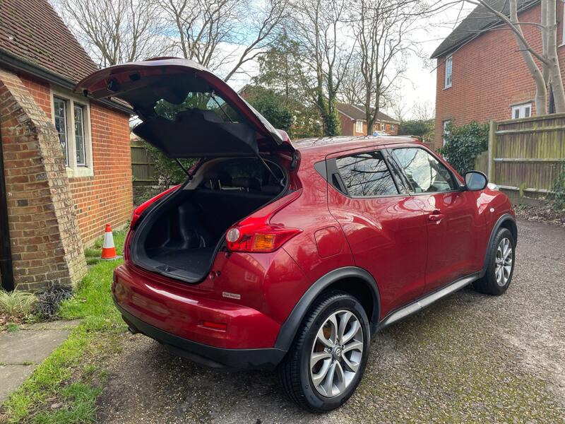 NISSAN JUKE