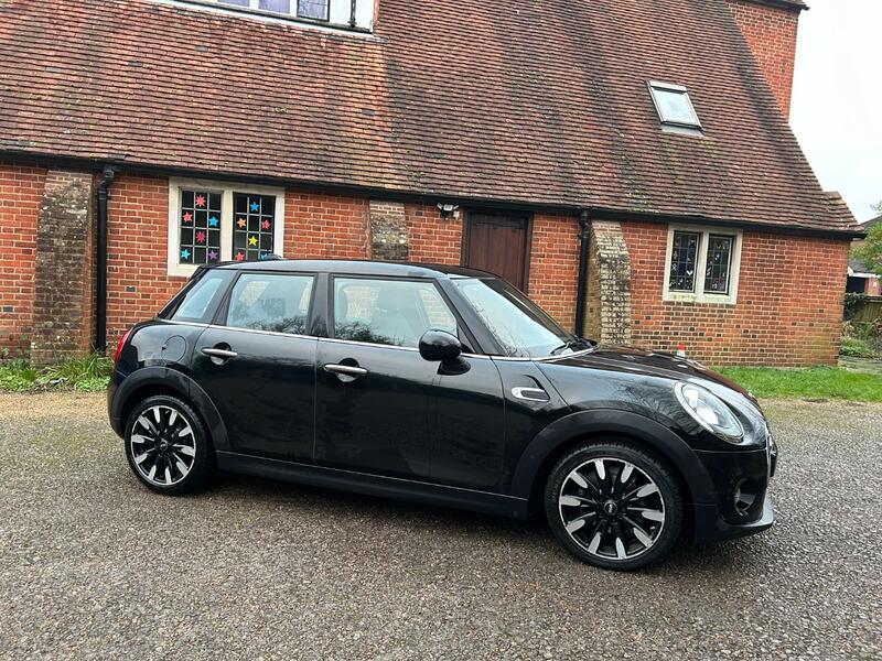 View MINI HATCH 1.5 5-Door Hatch Cooper