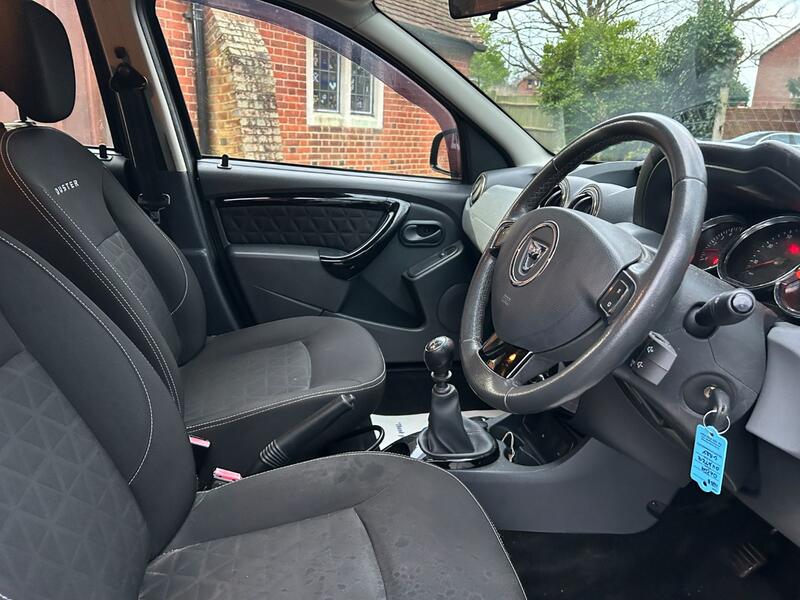 View DACIA DUSTER 1.5 Laureate dCi 110 4x2