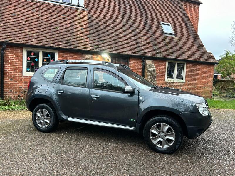 View DACIA DUSTER 1.5 Laureate dCi 110 4x2
