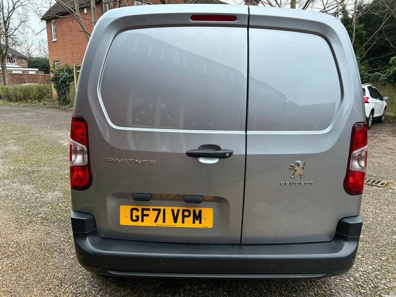 PEUGEOT PARTNER