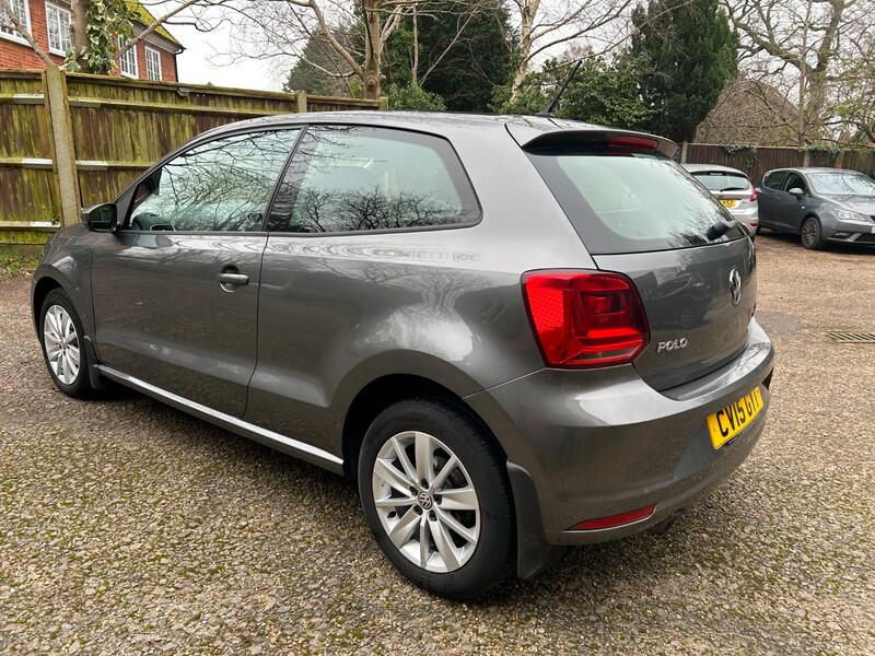 VOLKSWAGEN POLO